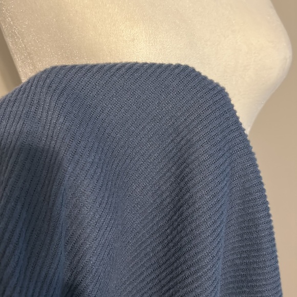 Melloday XS Dusty Blue Cross Sweater - Picture 6 of 6